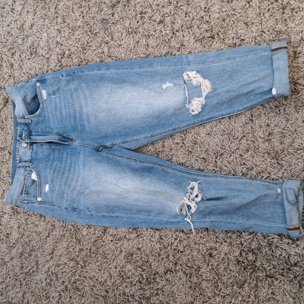 Cropper ripped boyfriend style jeans - Picture 1 of 2
